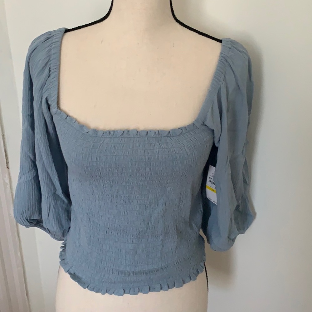 One state cropped top